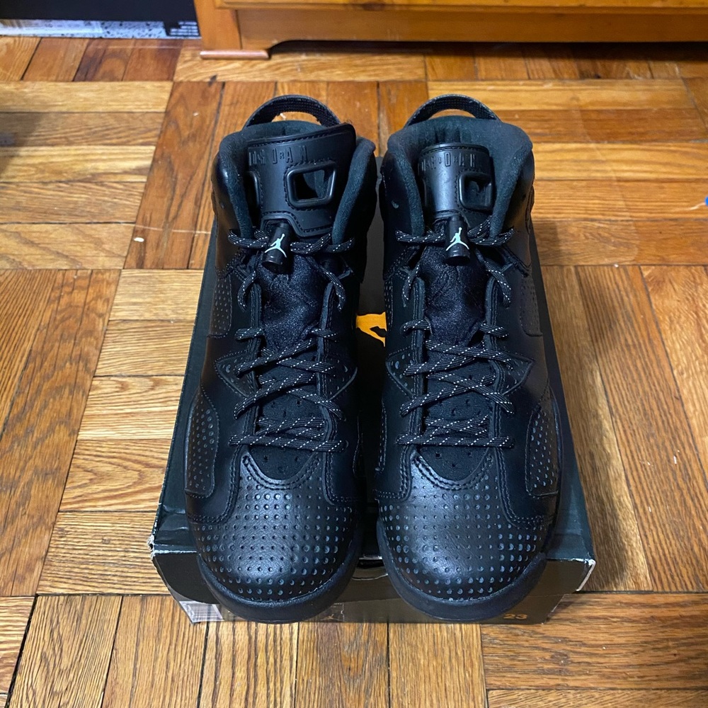Jordan 6 black cat